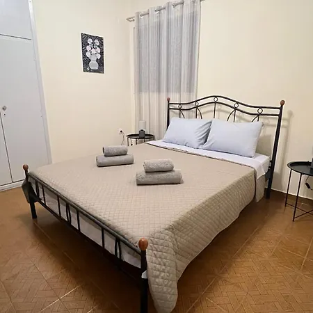 Artemis Apartment